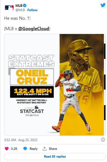 크루즈의 최고 타구속도를 알린 MLB 트위터.