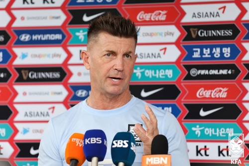 여자축구 벨 감독 "천가람·이수인, U-20 월드컵서 실력 입증"