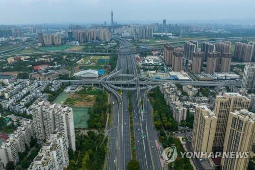 도시 봉쇄로 거의 텅빈 청두