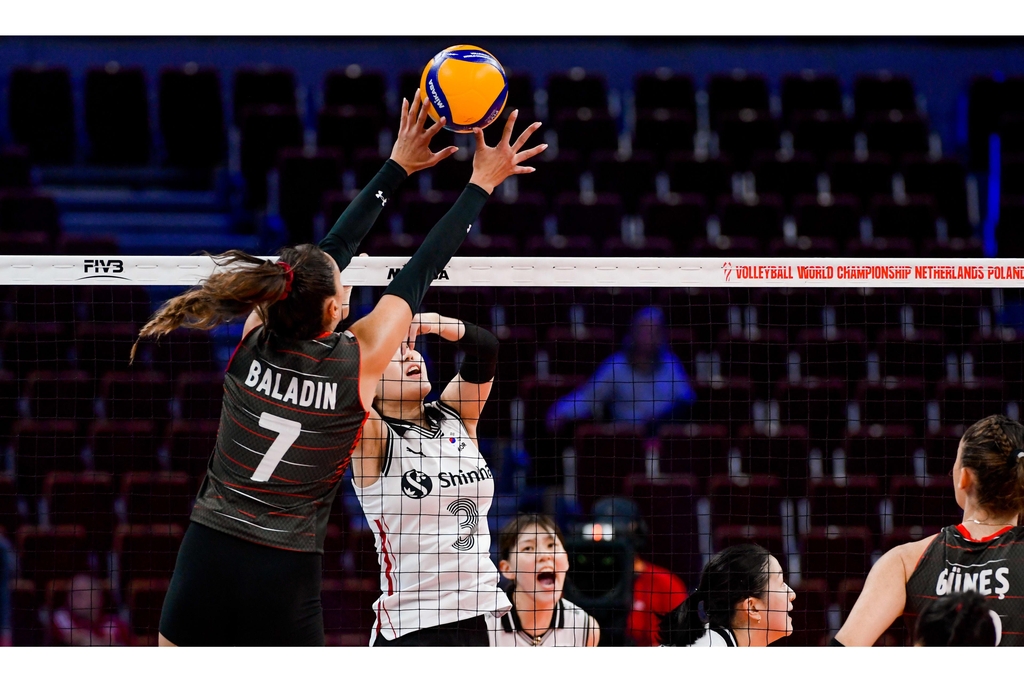 한국 여자배구, 세계선수권에서 튀르키예에 완패