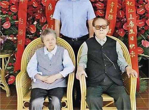 장쩌민 전 국가주석과 부인