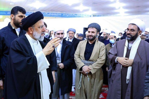 이란 대통령, '히잡 시위' 발원지 쿠르디스탄서 "적 물리쳐야"