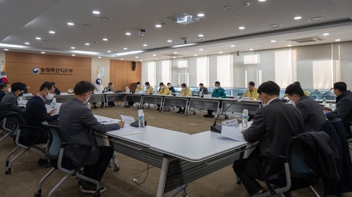 농식품부 "사료·농산물 운송에 차질…화물연대 파업 중단해야"