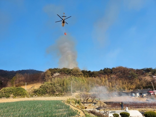 고창 상하면 야산에서 불…2명 경상
