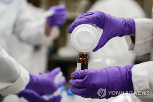 "美 업체들, 발암성 화학물질 'PFAS' 위험성 장기간 은폐했다"