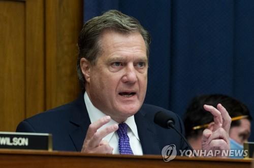 마이크 터너 위원장