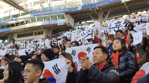  "괜찮아, 울지마!"…태극전사 위로한 아르헨 교민 응원단