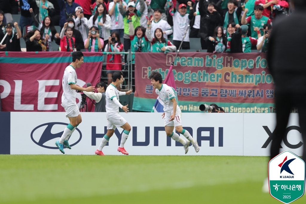 K리그1 선두 대전, 원정서 2위 전북과 1-1 비겨…김인균 극장골