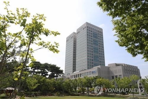 차세대 항암제 연구 인투셀 상장…대전 상장기업 66곳 돌파