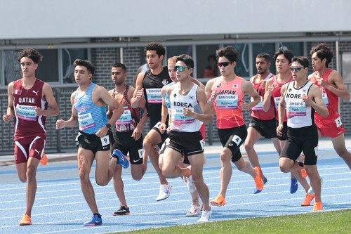 이재웅, 아시아육상 남자 1,500ｍ 2위…이번 대회 한국 첫 메달
