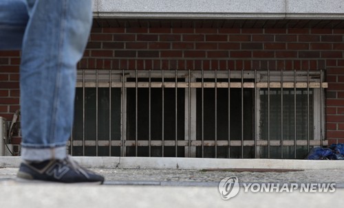[팩트체크] "100만원 서울살이 가능할까"…현실은 '…