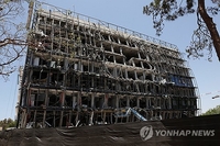 원전 때리고 집속탄 사용…이스라엘·이란 전쟁 격화