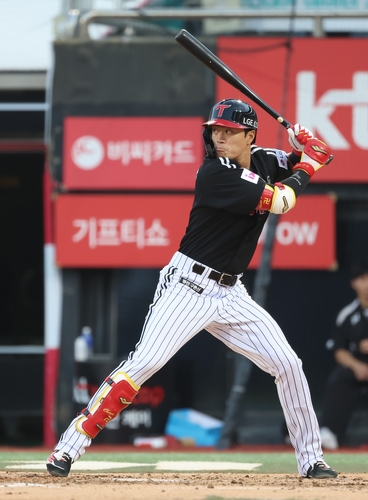 LG 유니폼을 입은 천성호