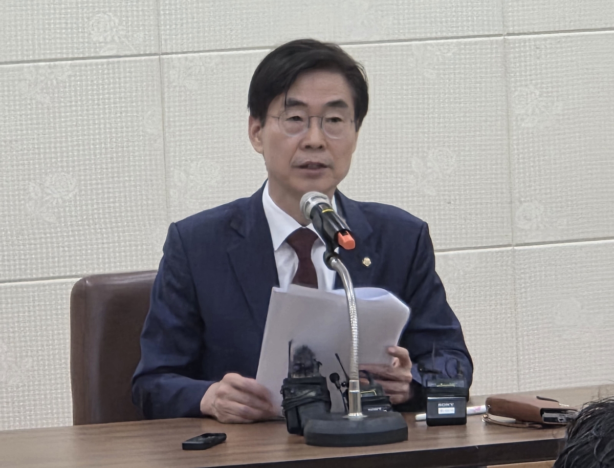 조경태 "본인이 특검 대상이라 판단하는 의원 우리당 나가야"