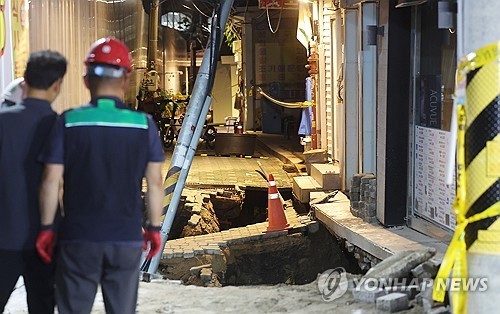 동대문구 공사장 인근 2ｍ 지반침하…주민 35명 임시 거처 대피(종합2보)