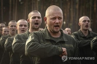 우크라, 병력난에 60세 이상도 군입대 허용