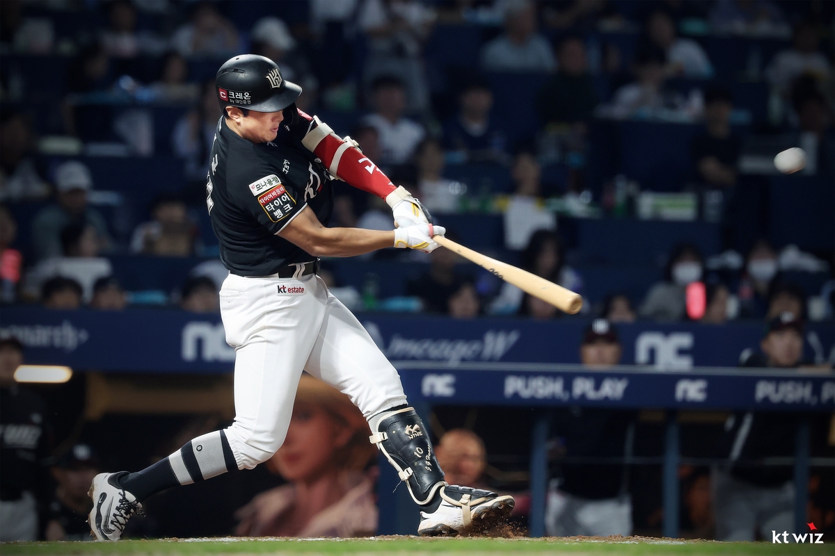 프로야구 kt, KIA 제압…5위 경쟁은 정규시즌 최종일 3일 결판