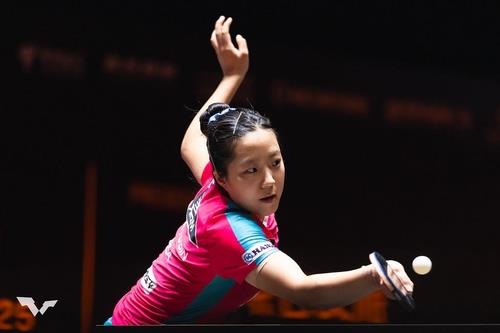 탁구 간판 신유빈, 세계 2위 왕만위에 막혀 결승 진출 좌절(종합)