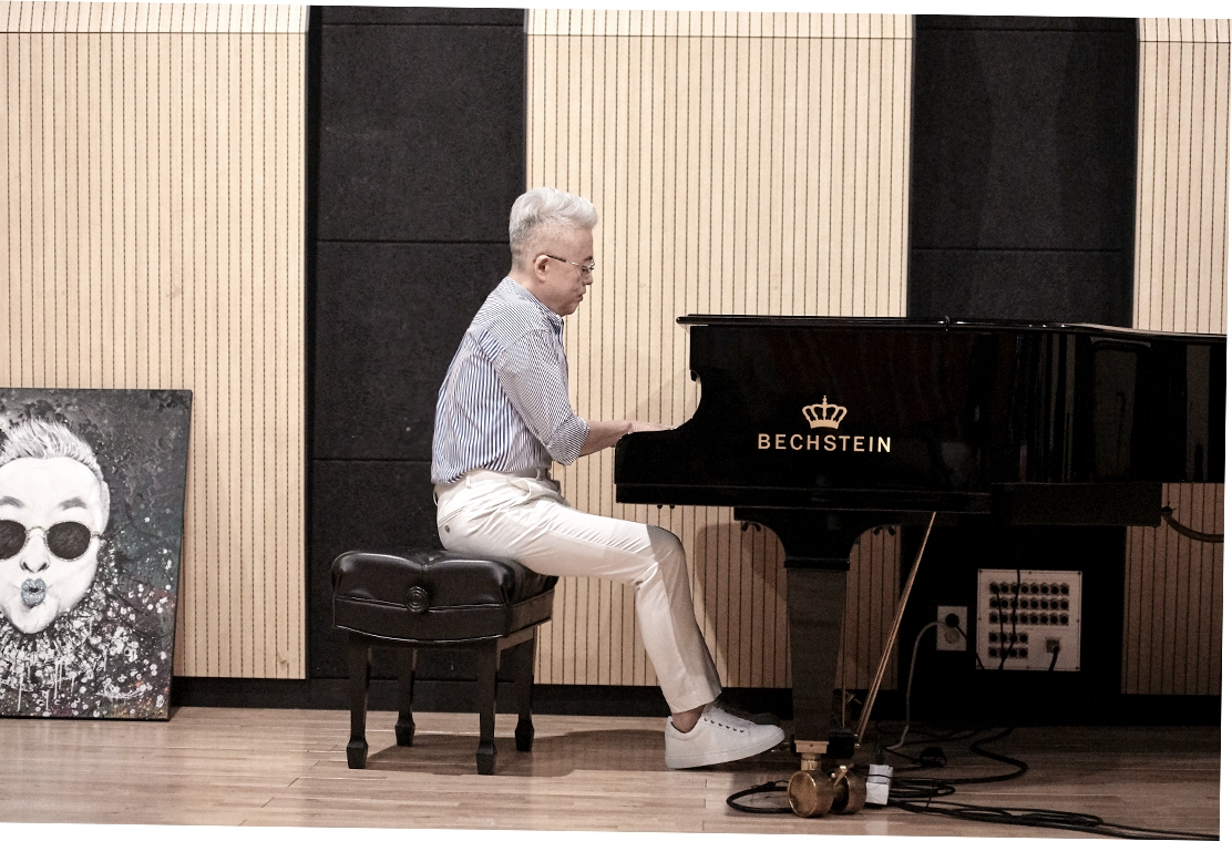 작곡가 겸 프로듀서 김형석