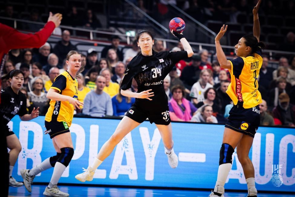 한국, 여자핸드볼 세계선수권 결선리그서 스웨덴에 5골 차 패배