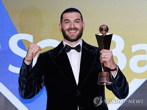 KBO리그 'MVP' 폰세, MLB 토론토와 442억원에 3년 계약 체결