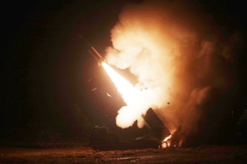 (2ª AMPLIACIÓN) JCS: Corea del Sur y EE. UU. disparan 4 misiles hacia el mar del Este en respuesta a la provocación de Corea del Norte