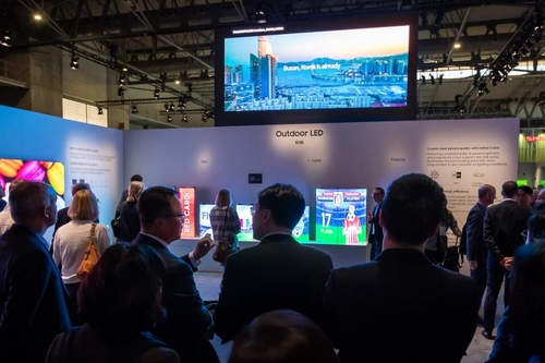 Samsung promociona la candidatura a la Expo Mundial 2030 en el 'ISE 2023'