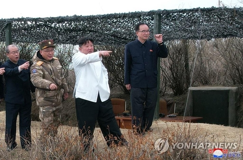  KCNA: Corea del Norte efectúa una prueba submarina de un nuevo sistema de arma nuclear y un ejercicio de misiles de crucero estratégicos