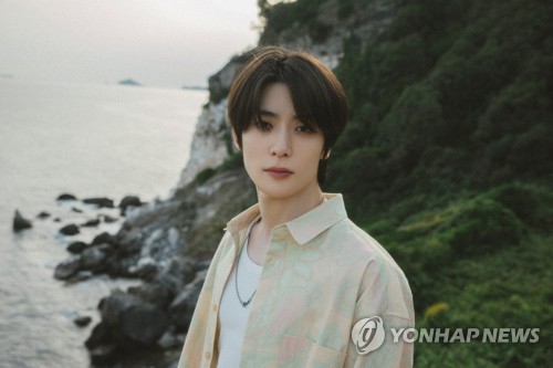 La foto, sin fechar, proporcionada por SM Entertainment, muestra a Jaehyun, miembro del grupo masculino de K-pop NCT. (Prohibida su reventa y archivo)