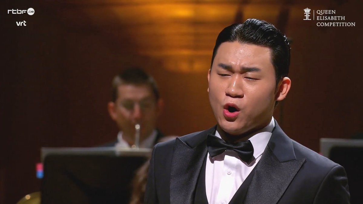 Le baryton Kim Tae-han remporte le 1er prix du concours Reine Elisabeth