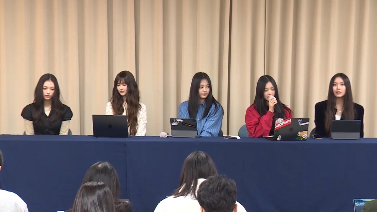 K-pop : les 5 membres de NewJeans décident de retourner chez ADOR