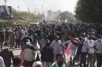 민중봉기 3주년 수단서 대규모 반군부 시위…수십만 거리로