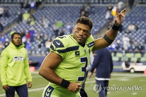 NFL 최정상급 쿼터백 러셀 윌슨, 트레이드로 덴버 이적(종합) | 연합뉴스 Nfl 최정상급 쿼터백 러셀 윌슨, 트레이드로 덴버 이적(종합) | 연합뉴스
