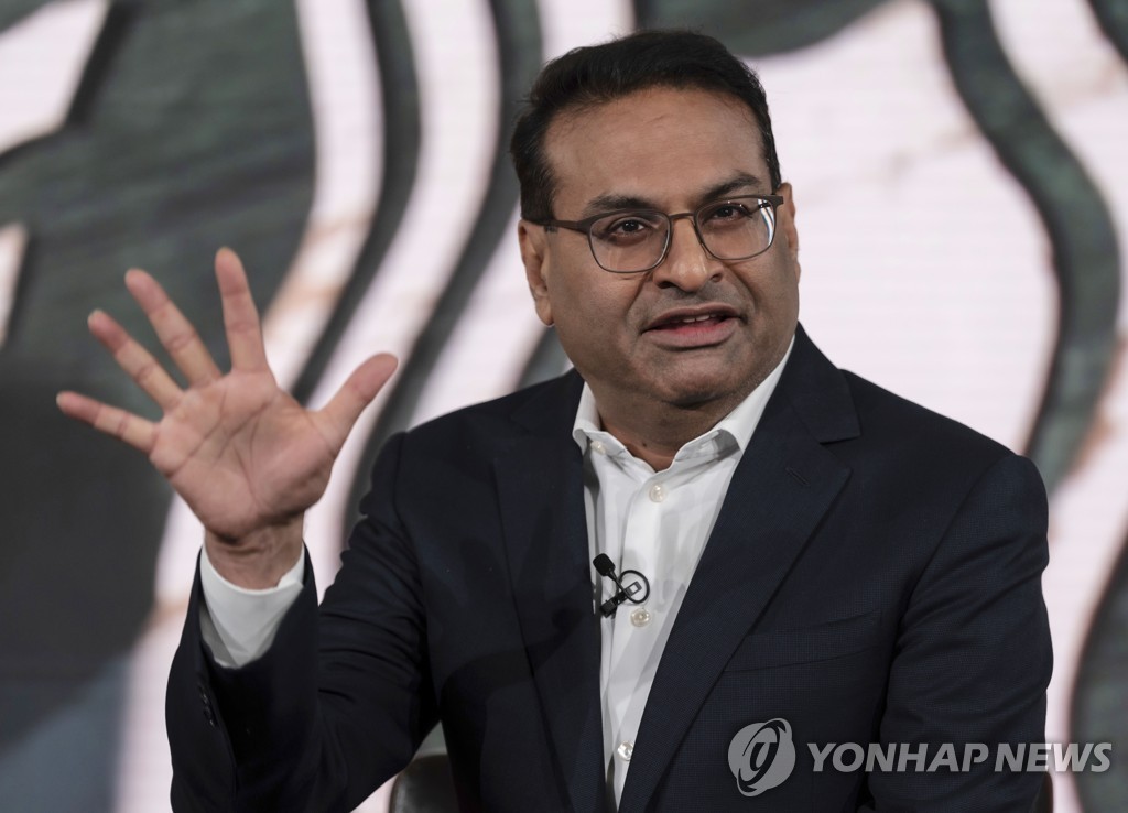 내년 4월 스타벅스 CEO직에 오르는 랙스먼 내러시먼 