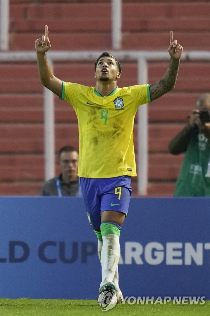 득점 1위에 오른 브라질 레오나르두