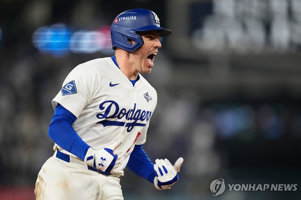 연장 18회 끝내기 홈런을 때린 다저스 프레디 프리먼