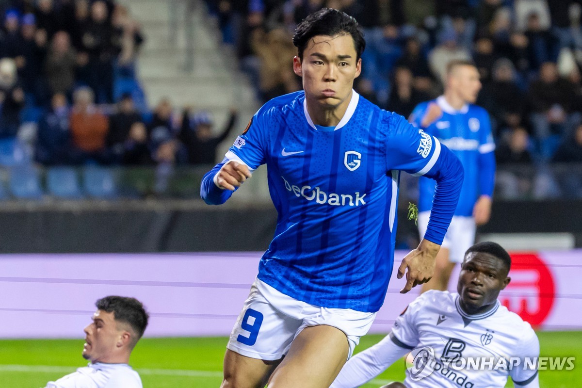 득점을 터트리고 내달리는 오현규