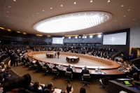 나토 외무장관들 %22푸틴, 평화 원치 않는다는 점 명백%22