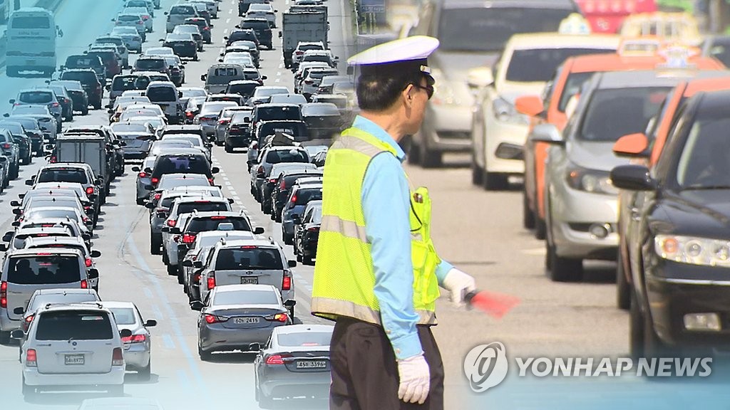 光復節の連休にはソウル各地で渋滞が予想される＝（聯合ニュースＴＶ）