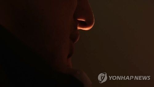 전북경찰, '웹기반 연애사기' 송금책 검거…피해액 15억원