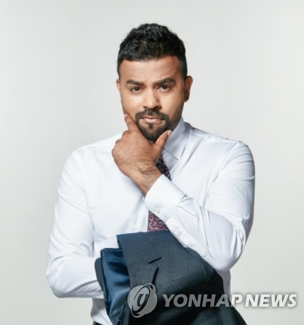 방송인 럭키