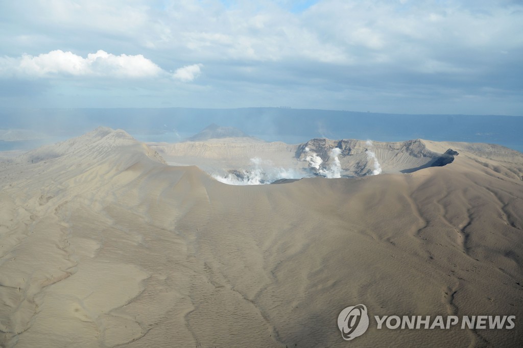 소강상태 보이는 필리핀 탈 화산