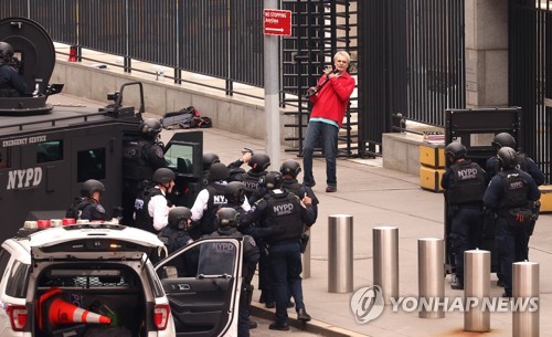 뉴욕 경찰, 유엔본부 앞에 총 들고 나타난 남성 체포(종합)