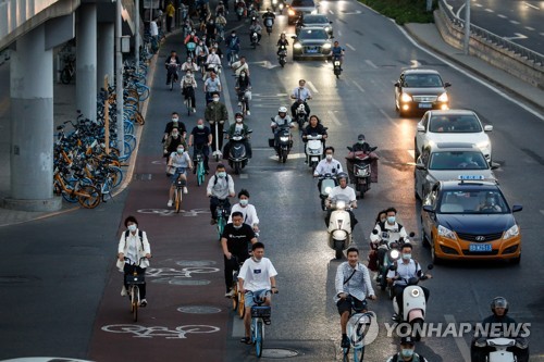 (EPA=연합뉴스) 지난 21일 중국 베이징의 거리 모습. 2022.9.27.