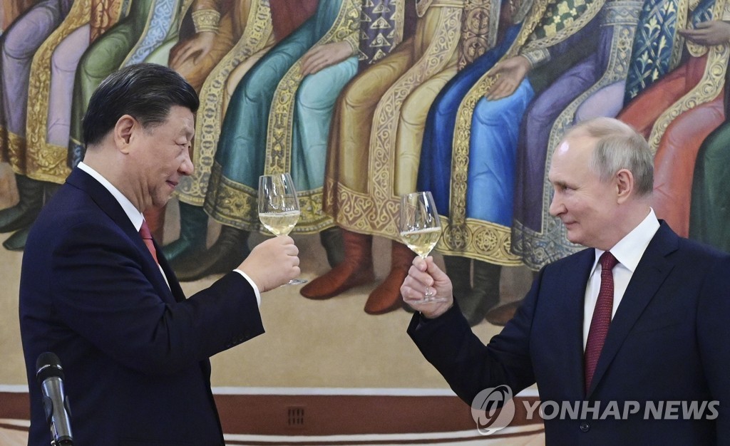 지난 3월 모스크바에서 푸틴 대통령과 건배 중인 시진핑 주석
