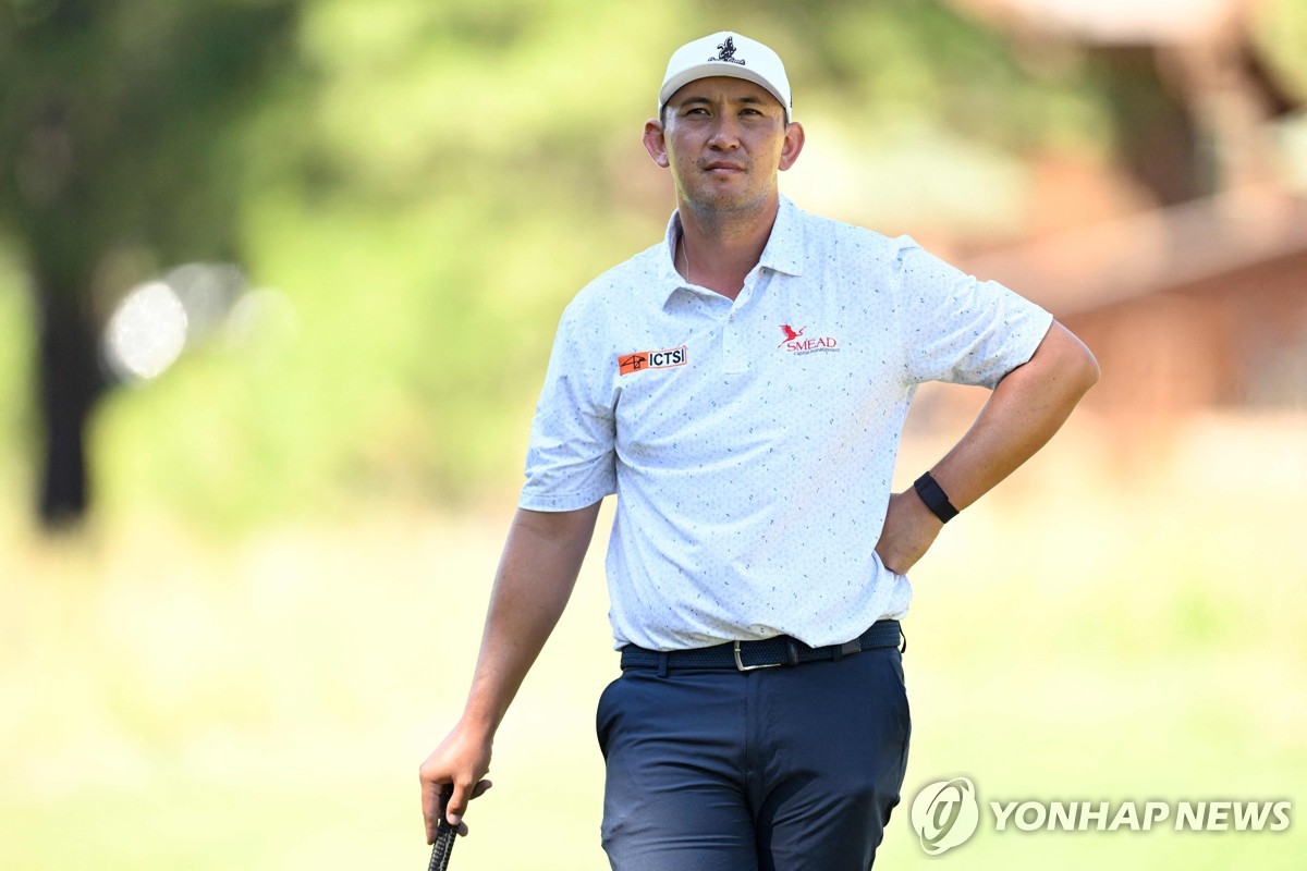 호이, PGA 투어 배러쿠다 챔피언십 2R 단독 선두