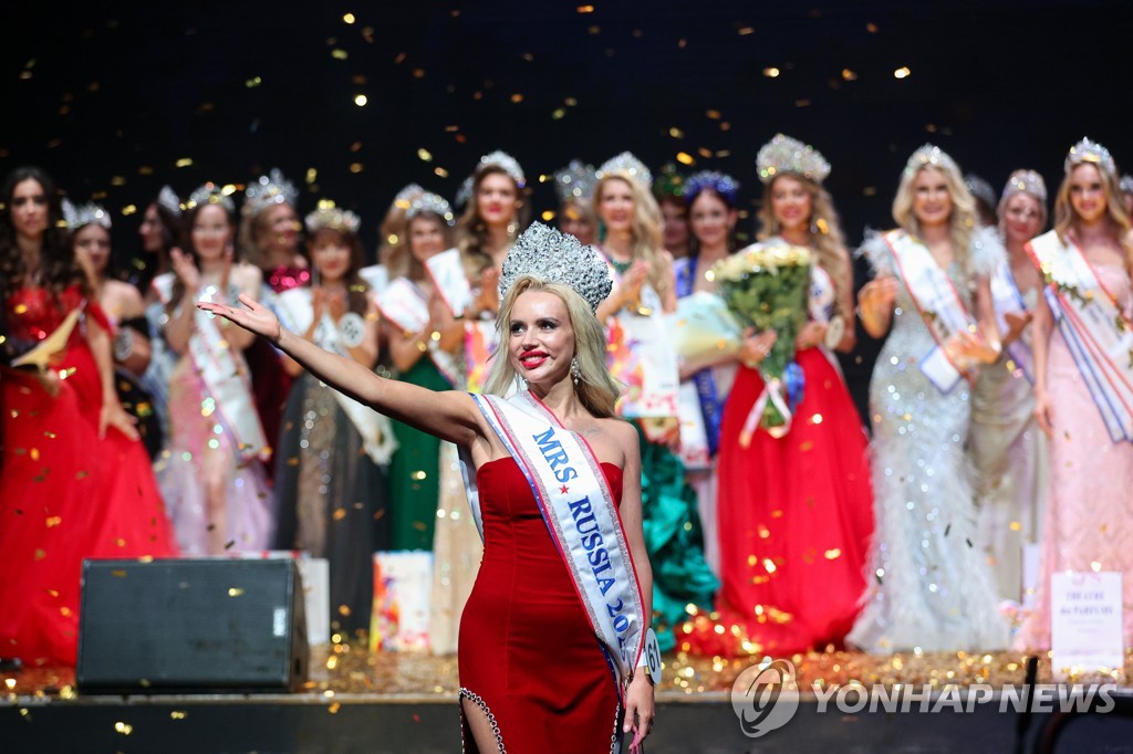 '아름다움과 화려함'…미스 월드 러시아 미인대회