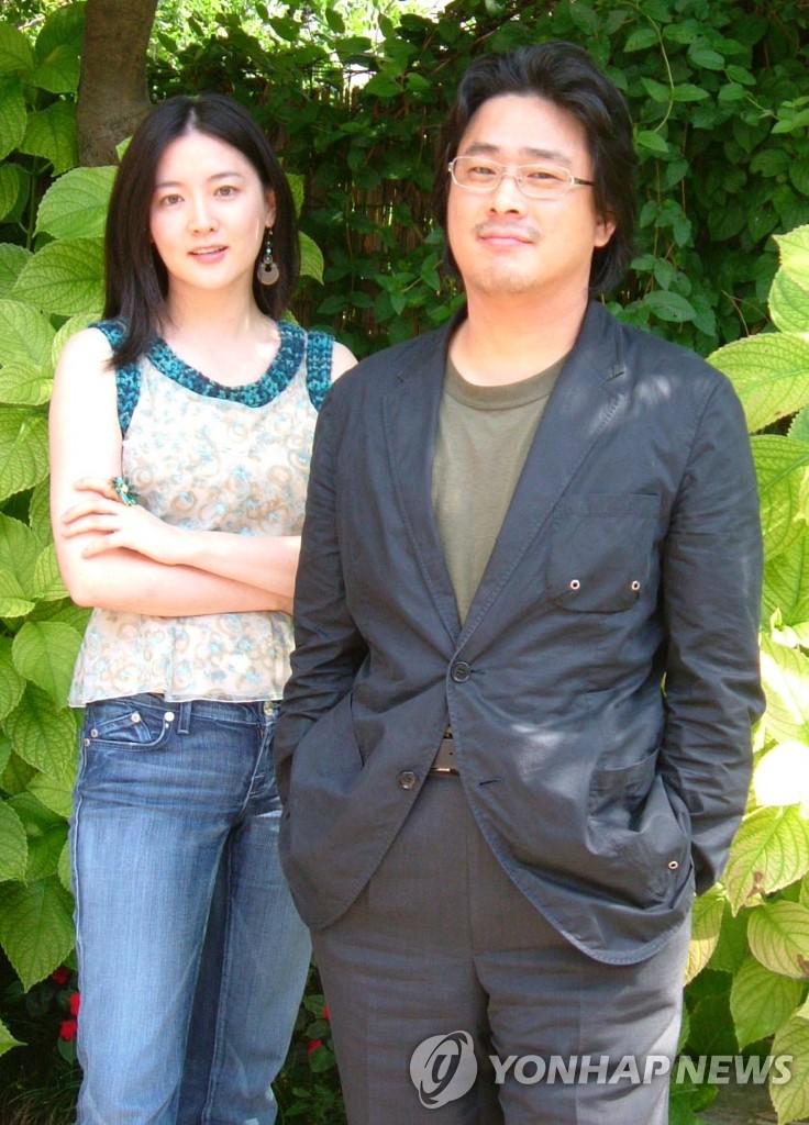 영화 '친절한 금자씨' 당시 빅찬욱 감독(오른쪽)과 이영애