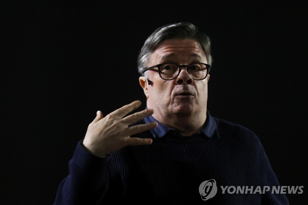 네이선 레인의 독백 공연