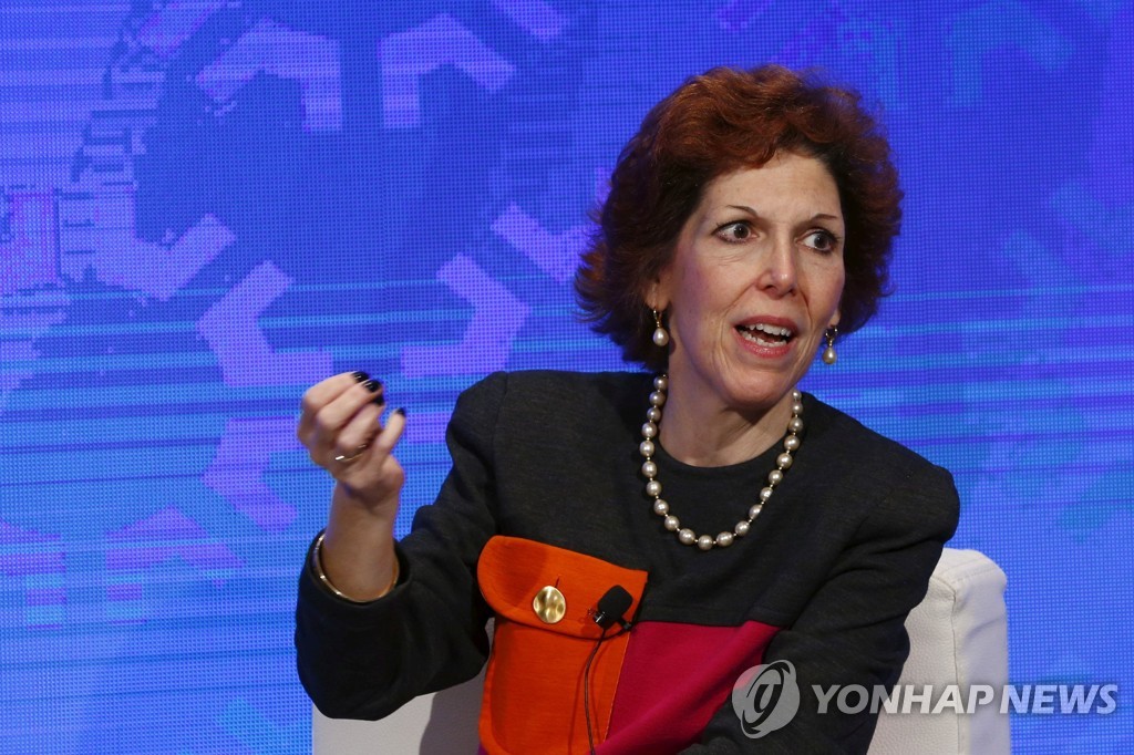 로레타 메스터 클리블랜드 연은 총재